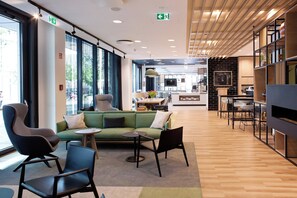 Exterior - Holiday Inn Berlin - City East Side by IHG (Berlin)