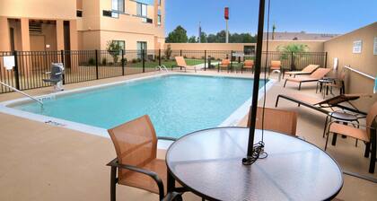 Courtyard by Marriott Jackson Airport/Pearl