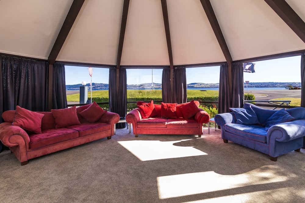 Accent on Taupo