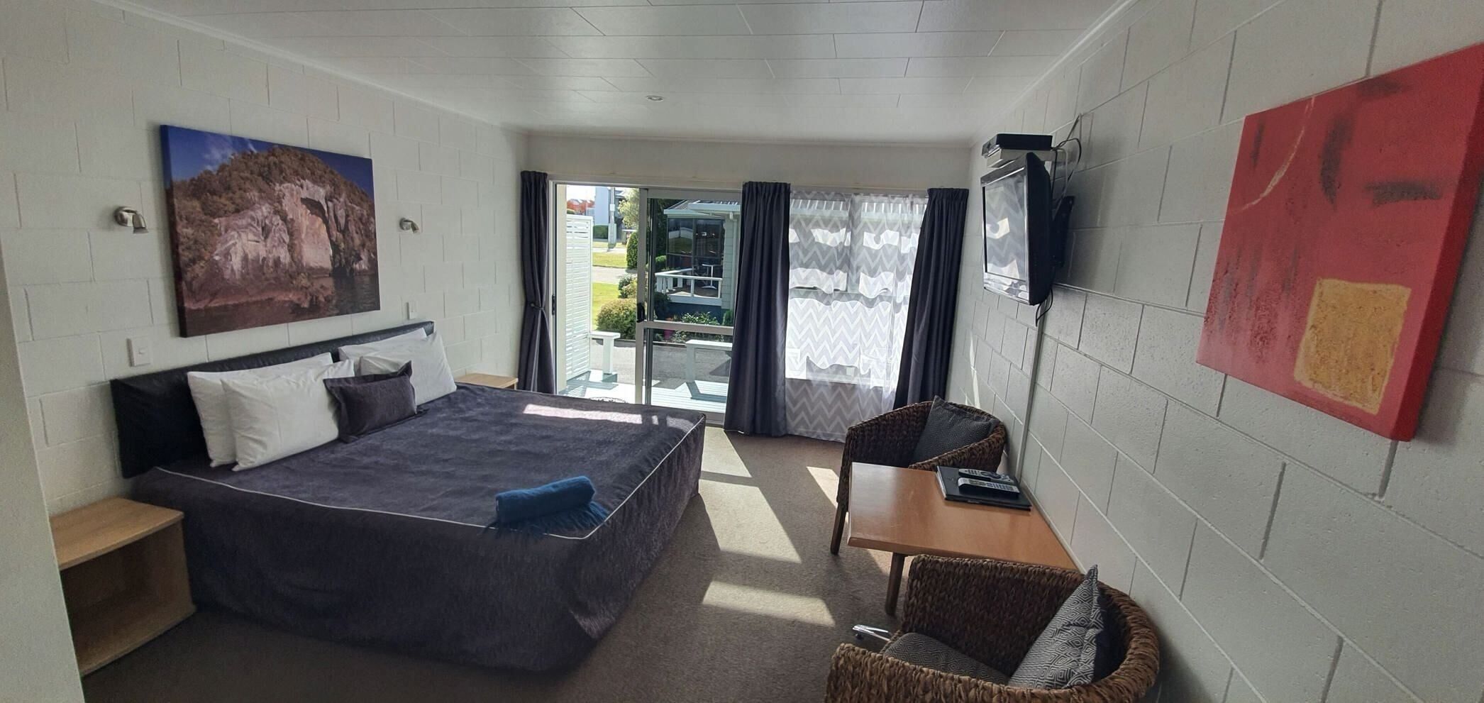 Iron/ironing board, cribs/infant beds, rollaway beds, free WiFi