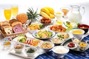 Daily buffet breakfast (JPY 1500 per person) - Vessel Hotel Ishigaki Island (Ishigaki)
