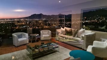 Penthouse (Sole Use) | Living area
