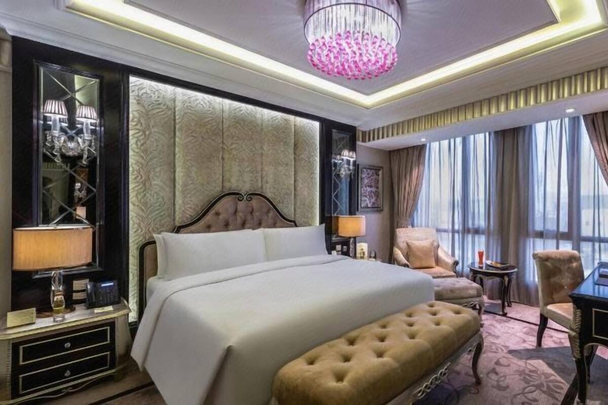 Minibar, in-room safe, desk, blackout drapes