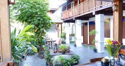 Baanlek Home Stay
