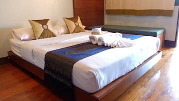 Phòng đôi Tiêu chuẩn | Minibar, bàn, truy cập Internet không dây miễn phí, bộ trải giường