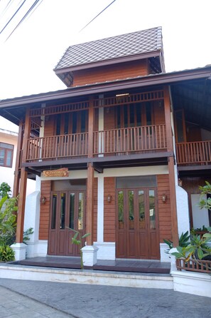 Exterior - Baanlek Home Stay (Chiang Mai)