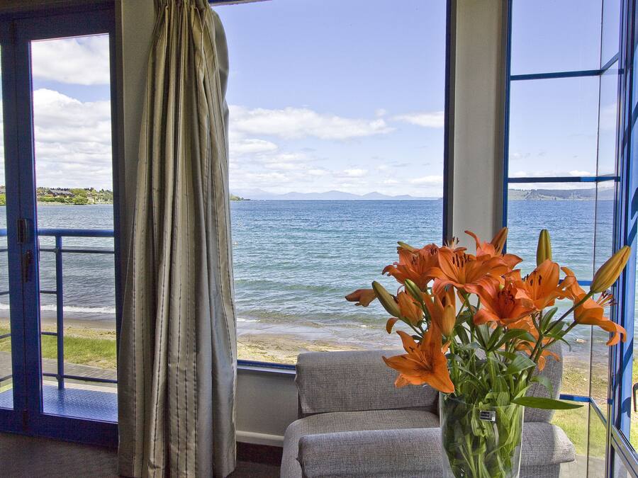 Studio (First Floor) | Vue sur le lac