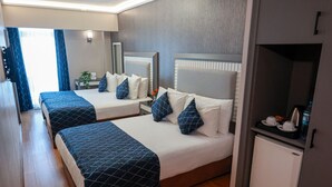 Standard Triple Room | Premium bedding, down duvets, minibar, in-room safe - Nova Plaza Park Hotel (Istanbul)