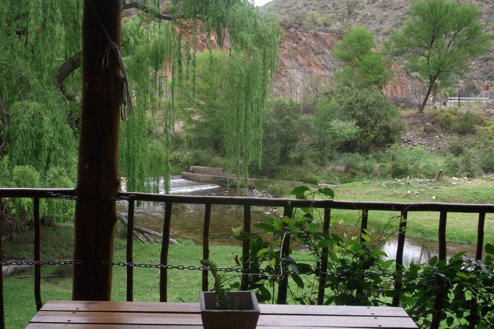 Old Mill Lodge, Working Ostrich Farm & Restaurant, Oudtshoorn