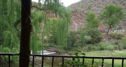 Old Mill Lodge, Working Ostrich Farm & Restaurant, Oudtshoorn