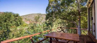 Old Mill Lodge, Working Ostrich Farm & Restaurant, Oudtshoorn