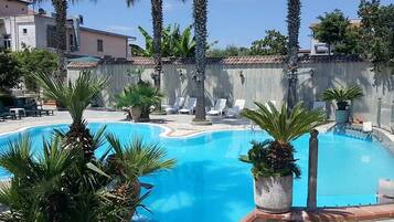 Alberca al aire libre