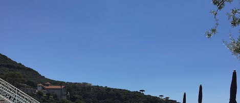 Piscine extérieure (ouverte en saison)