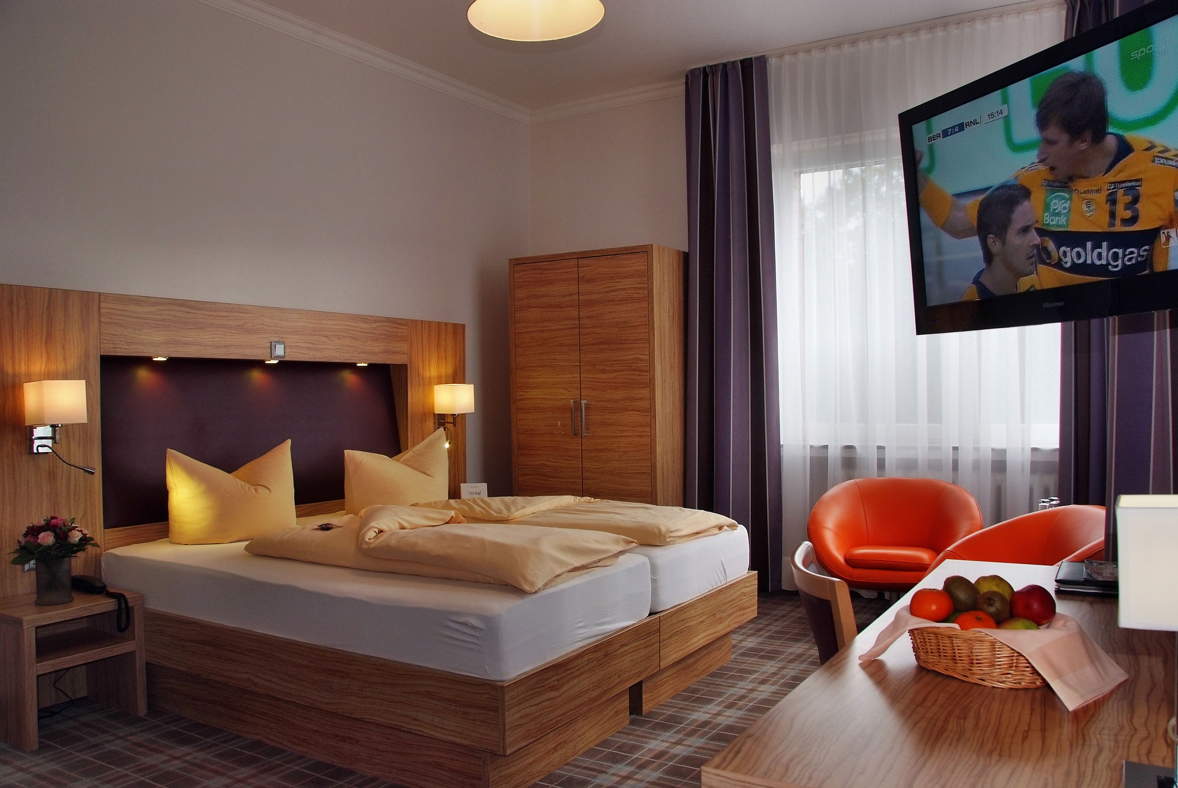 comfort double room | hypo-allergenic bedding, minibar, in-room safe, desk