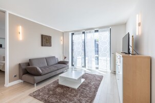 套房 | 防过敏的被褥、办公桌、遮光窗帘、隔音