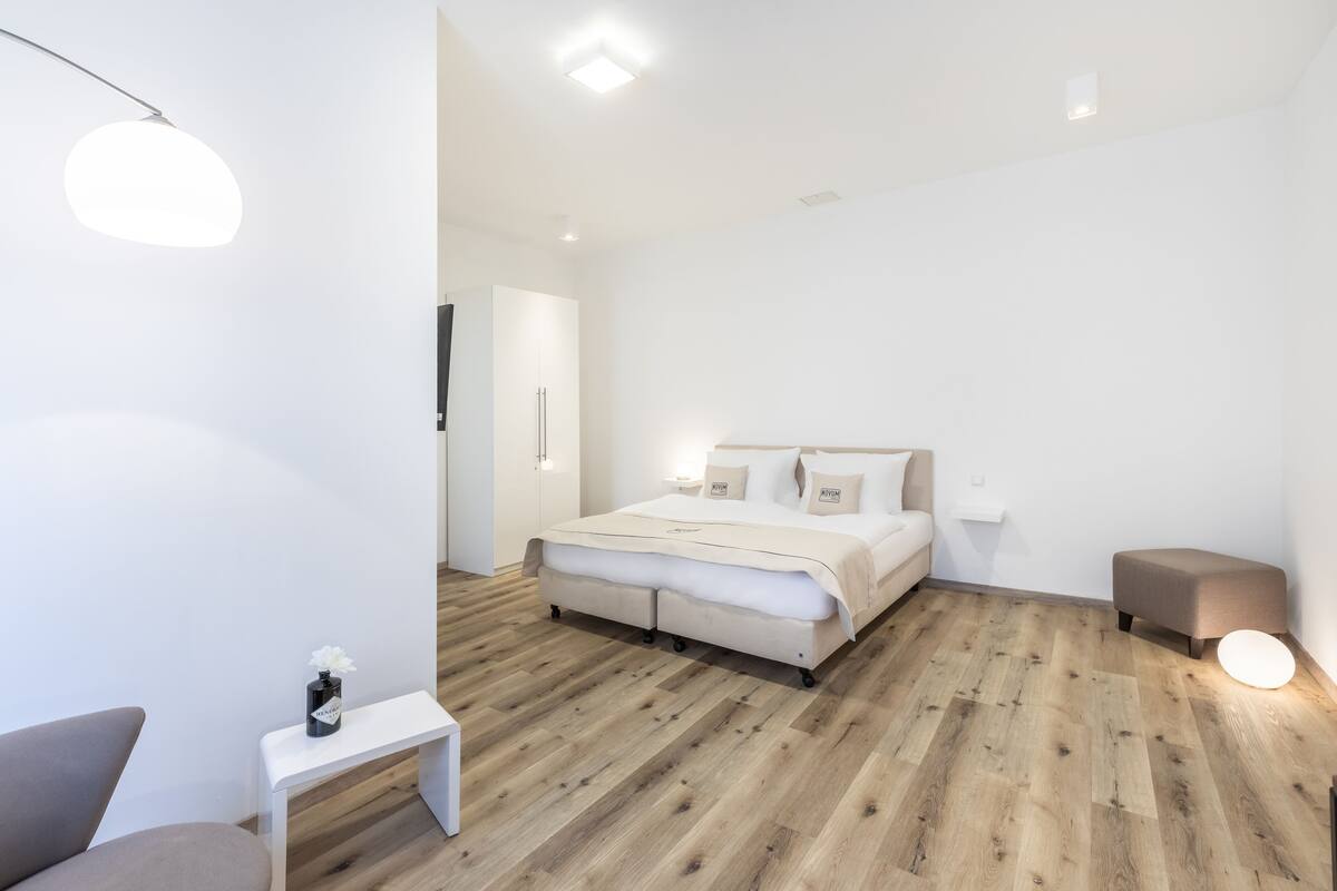 Hypo-allergenic bedding, desk, blackout curtains, soundproofing