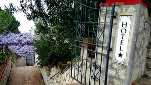 Entrada de la propiedad