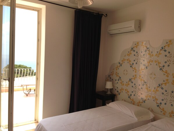 Room - Hotel 4 Stagioni (Capri)