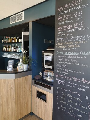 Flat-screen TV -  Hôtel Akena Reims Bezannes (Bezannes)