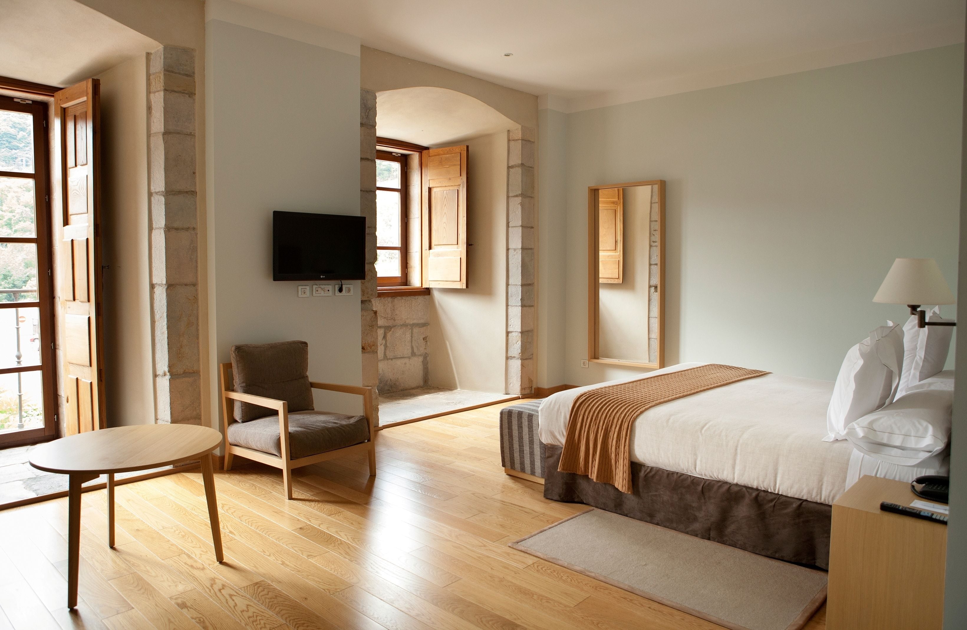 minibar, in-room safe, desk, blackout curtains