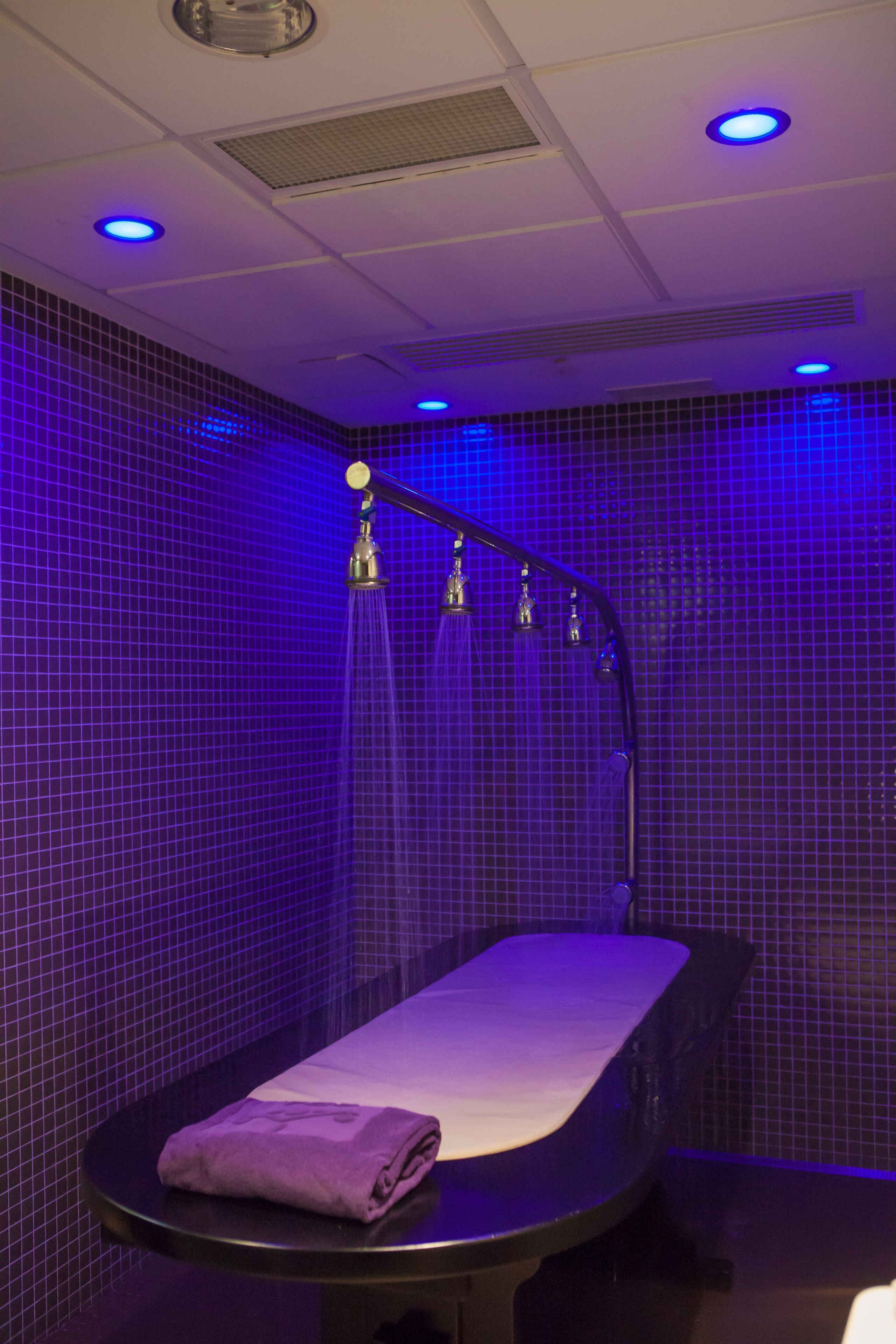 Vichy shower