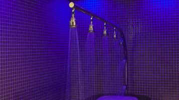 Vichy shower