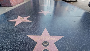 A section of the Hollywood Walk of Fame with stars dedicated to celebrities. - Le Bon Hotel Hollywood (Los Angeles)
