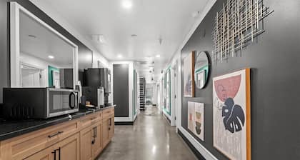 Le Bon Hotel Hollywood