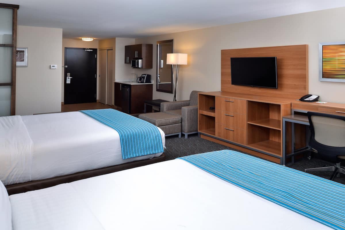 suite, 2 queen beds (additional living area) | 1 bedroom, hypo-allergenic bedding, desk, blackout curtains