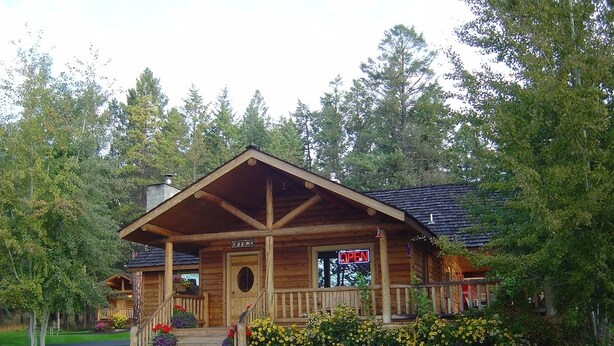 Exterior - Somer's Bay Log Cabin lodging (Somers)