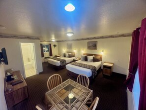 Room #12 No Pets | Individually furnished, desk, soundproofing, free WiFi - Ocean Breeze Motel (Florence)