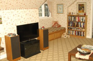 スイート ダブルベッド 1 台ソファーベッド付き (Aalborg Suite) | 1 室のベッドルーム、客室ごとに異なる装飾、客室ごとに異なるインテリア、WiFi (無料)