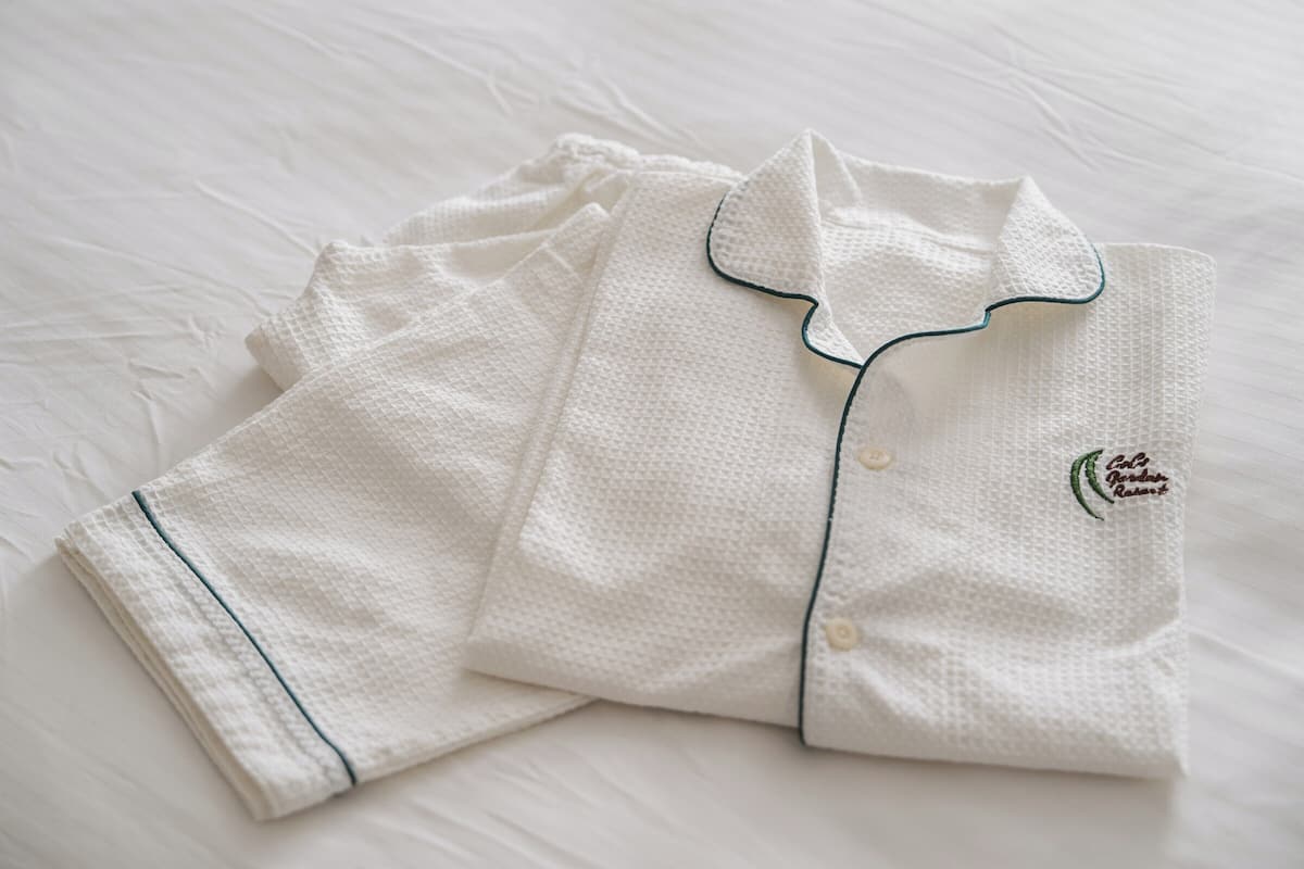 Premium bedding, down comforters, in-room safe, individually decorated