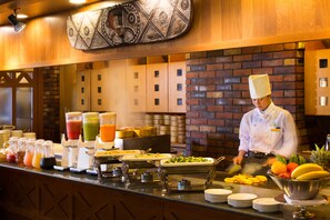 Daily buffet breakfast for a fee - Coco Garden Resort Okinawa (Uruma)