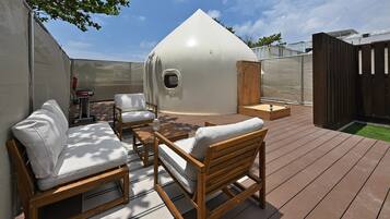 Triple Room, Non Smoking, Shared Bathroom (Tatazumi) | 1 bedroom, iron/ironing board, bed sheets