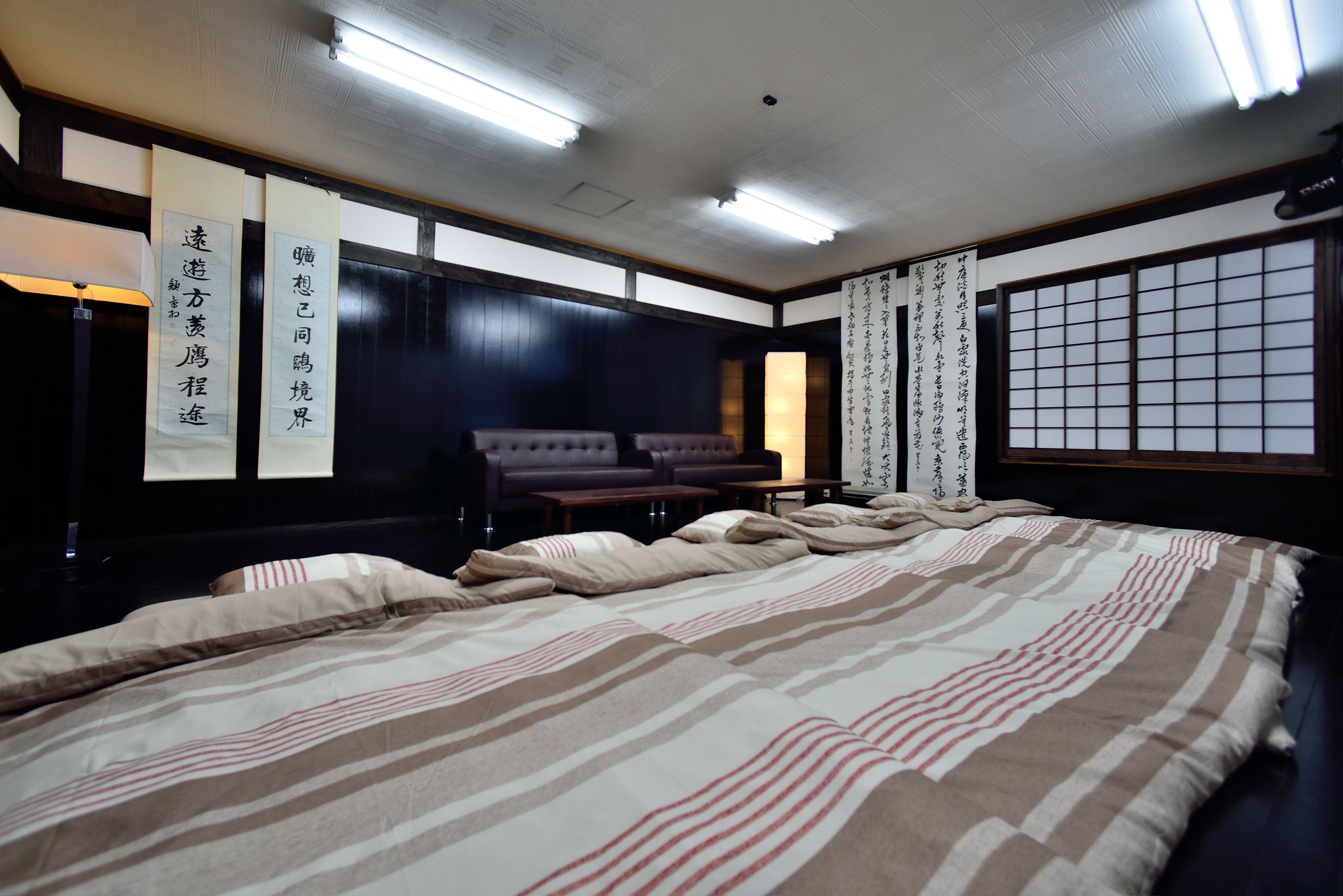 32-inch led tv with satellite channels, tv