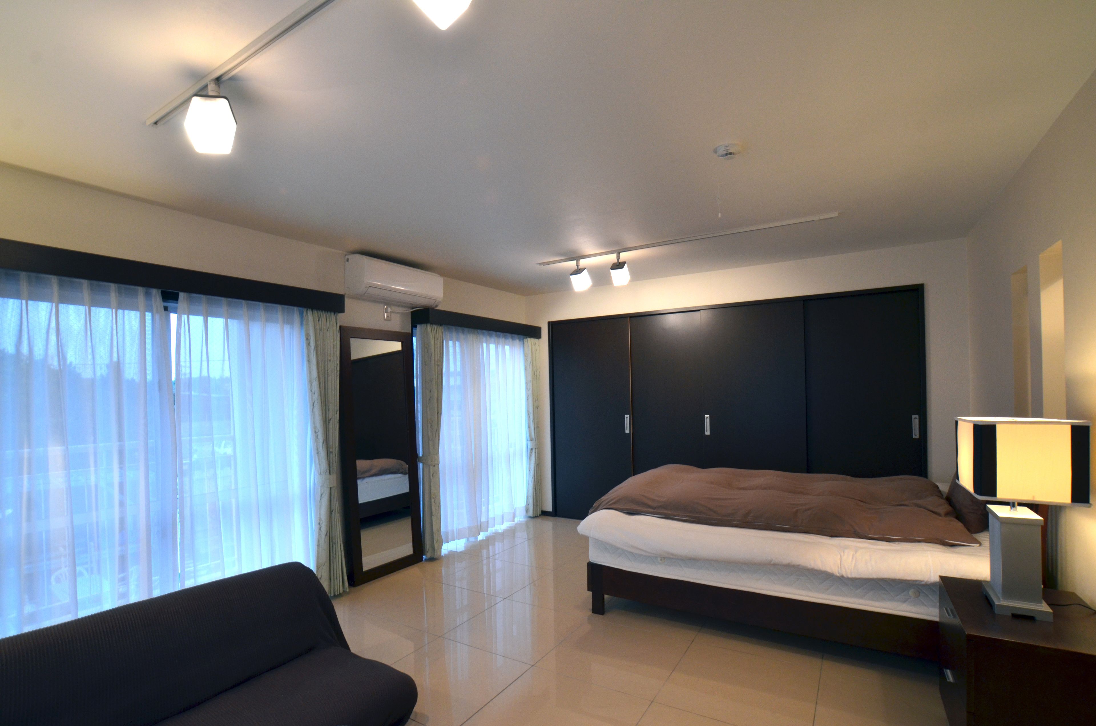 32-inch led tv with satellite channels, tv