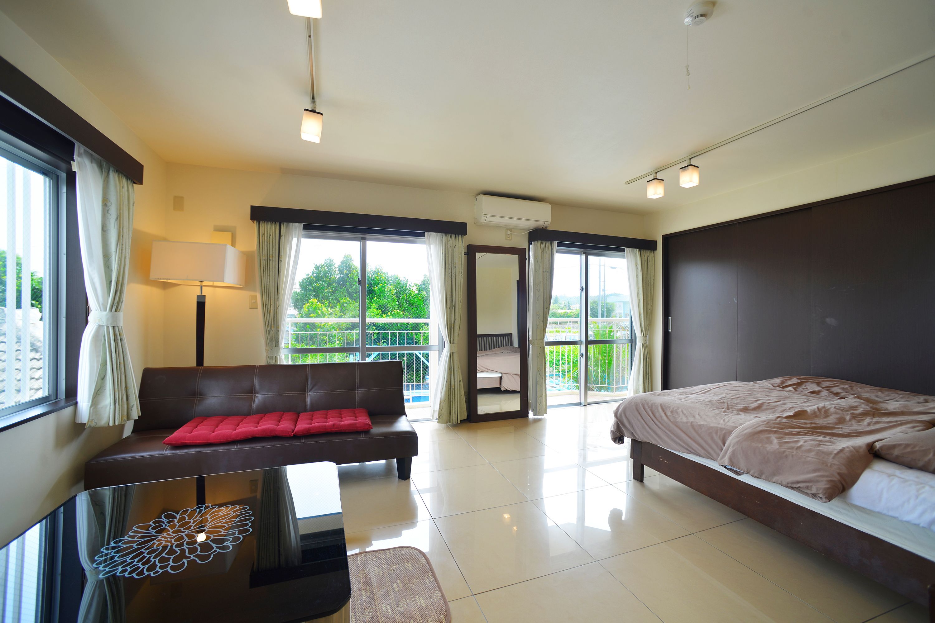 32-inch led tv with satellite channels, tv