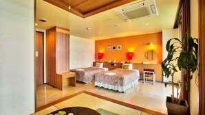 Unclassified image, 4 of 140, button - Hotel Sunpalace Kyuyoukan (Naha)