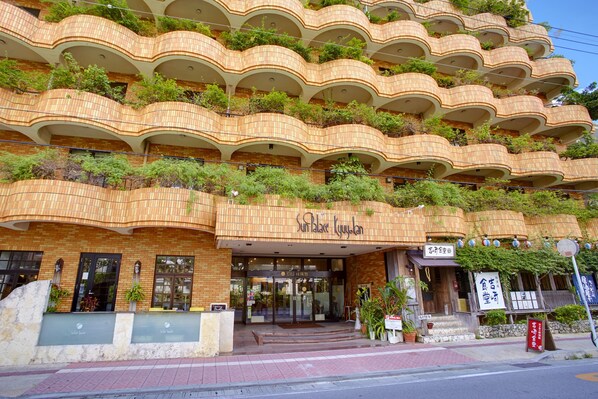 Exterior - Hotel Sunpalace Kyuyoukan (Naha)