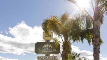 Fachada de la propiedad