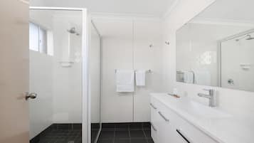 Shower, free toiletries, hair dryer, towels