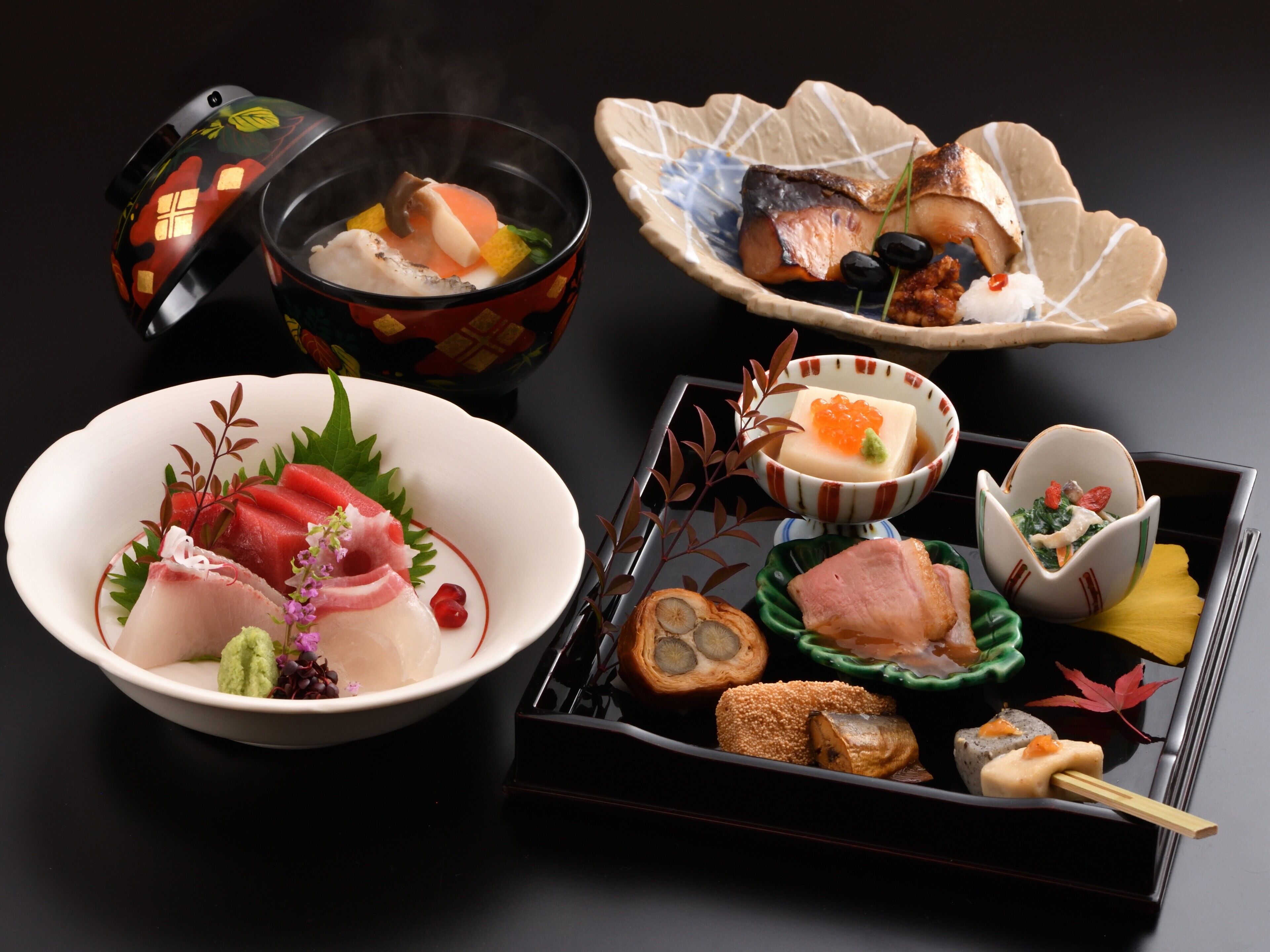 Premium bedding, down duvets, in-room safe, free WiFi