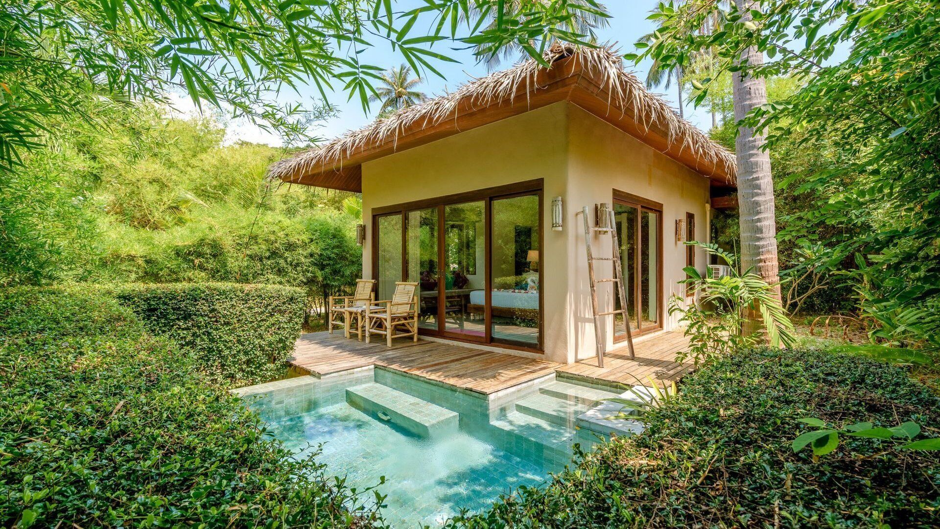 Minibar, in-room safe, desk, soundproofing