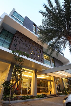 Front of property - Avissa Suites (Jakarta)