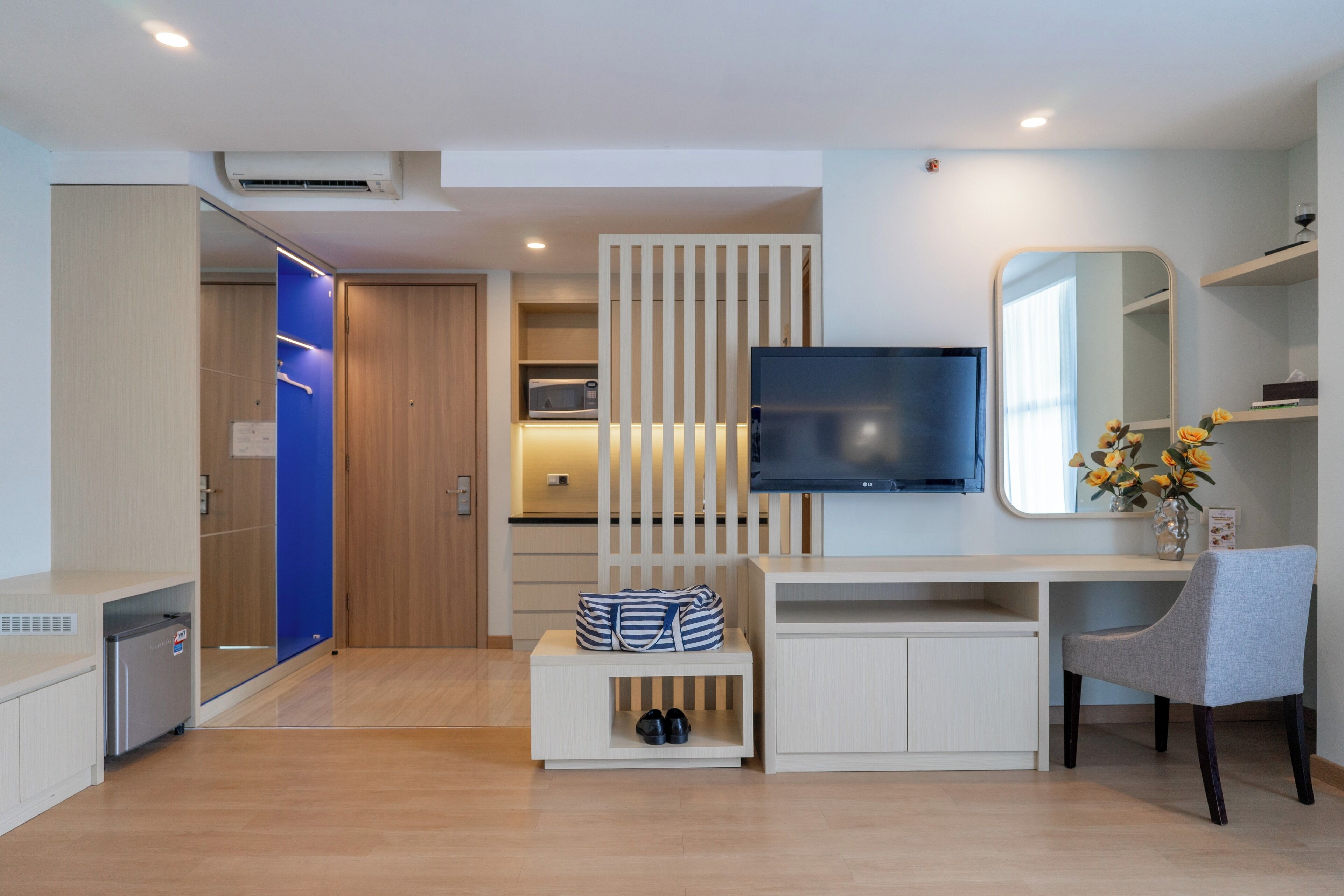 Photo - Avissa Suites