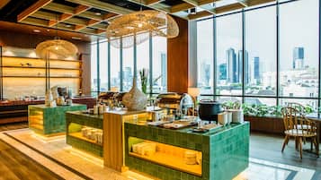 Breakfast buffet