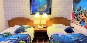 Standard Twin Room with 2 Extra Beds for 4people Non Smoking | Premium bedding, desk, iron/ironing board, free WiFi