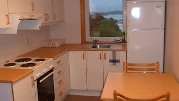 Apartament, 2 dormitoris | Cuina privada