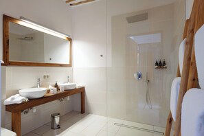 Quadruple Room, 2 Bedrooms, Pool Access, Garden Area (Cinnamon) | Bathroom - Zanzibar White Sand Luxury Villas & Spa (Paje)